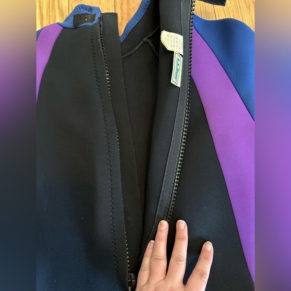 L.L. Bean Blue and Purple Wetsuit - Picture 7 of 11